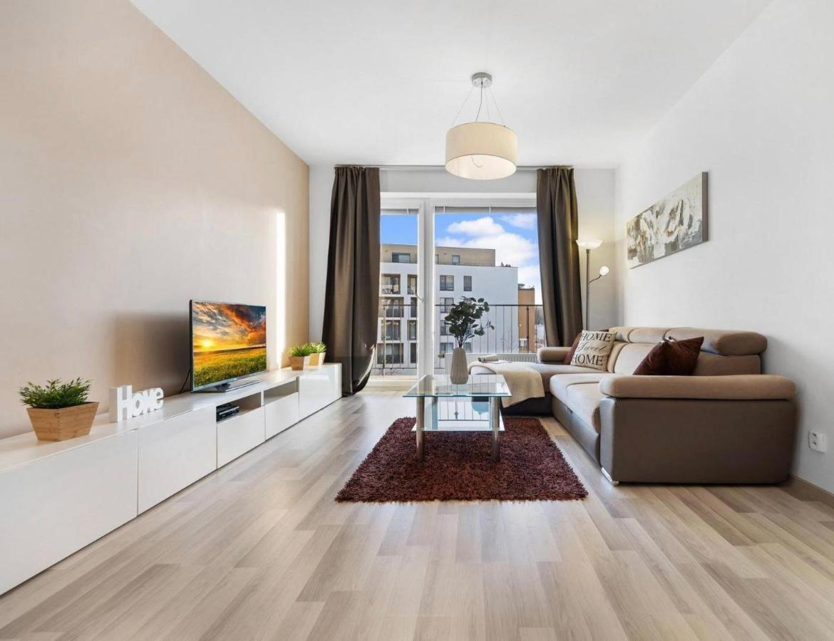 Sunflower - Modern Large Charming Apartment With Balcony Bratislava Exteriér fotografie